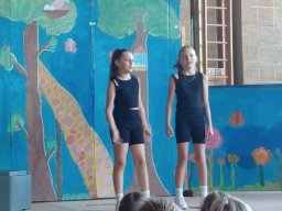 Schulleben in Bildern &raquo; Musical Jedes Kind kann etwas